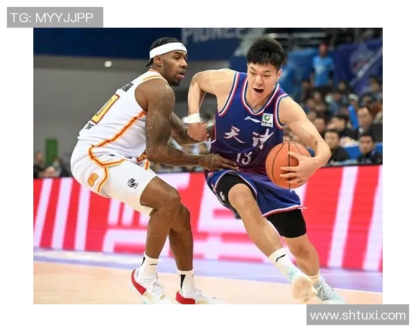 广厦与深圳激战正酣18年3月16号篮球赛精彩回顾与分析