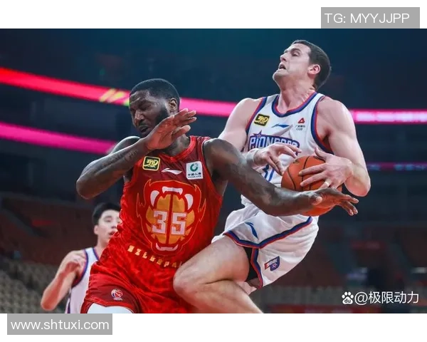 大加那利与富恩拉布雷达篮球对决精彩回顾与赛季展望